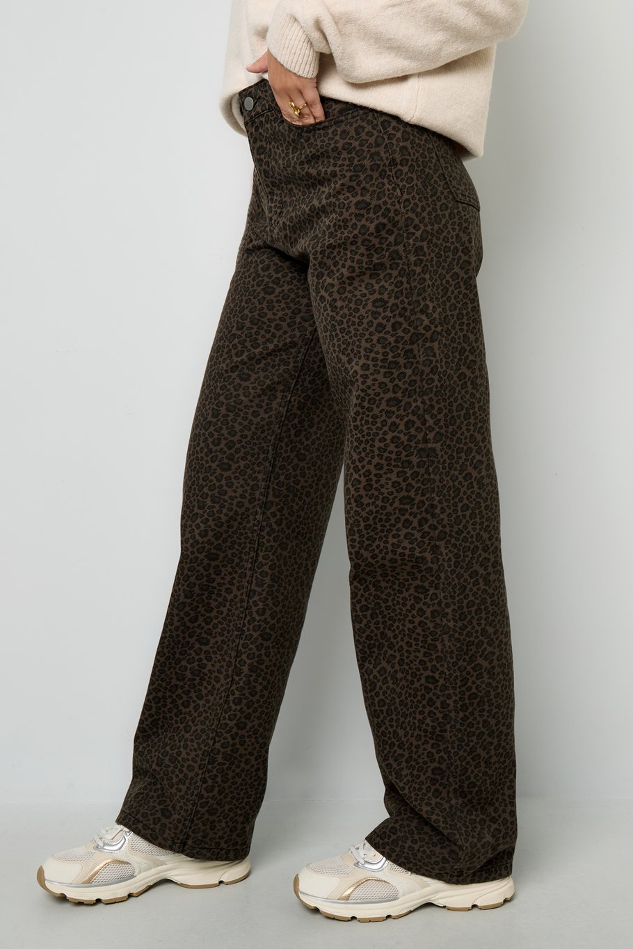 Leopard jeans