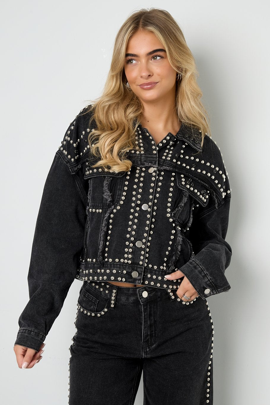 Studs jacket